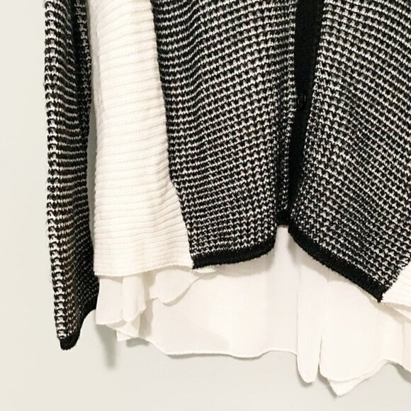 5/$25 Finn & Clover long sleeve mixed print herringbone peak a boo back sweater - Picture 2 of 7